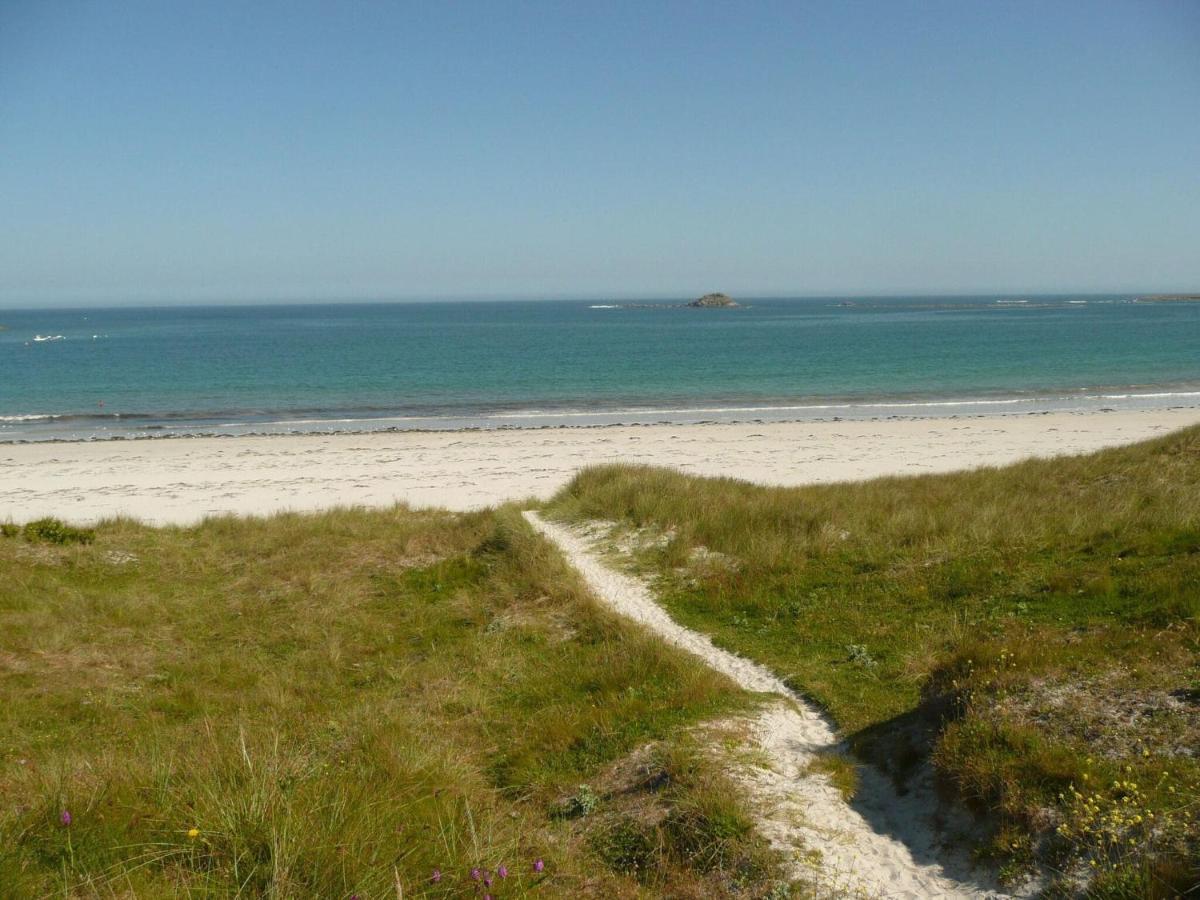 Holiday Home Near The Beach, Ploudalmézeau 外观 照片